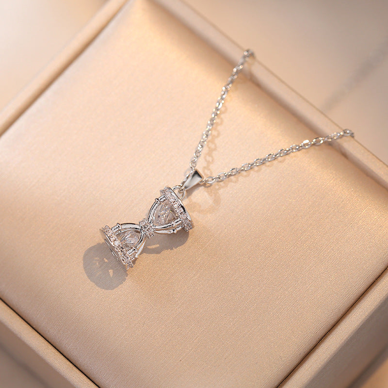 Elegant Bow Necklace
