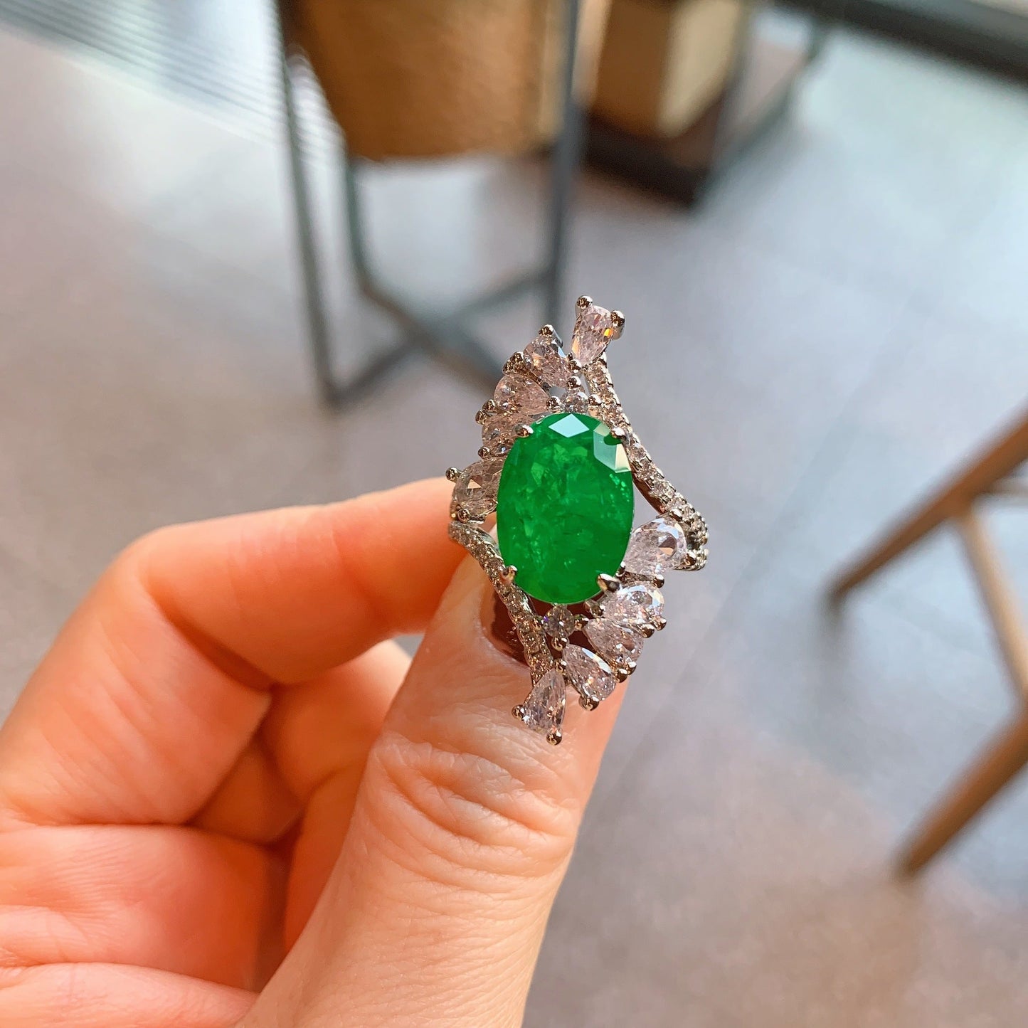 Elegant Emerald Ring