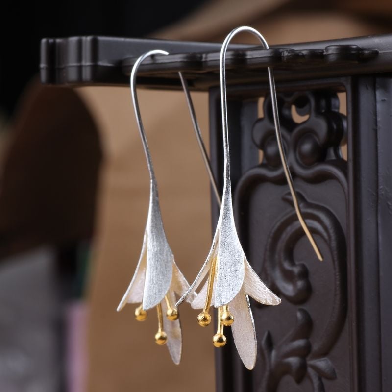 Elegant Flower Earrings