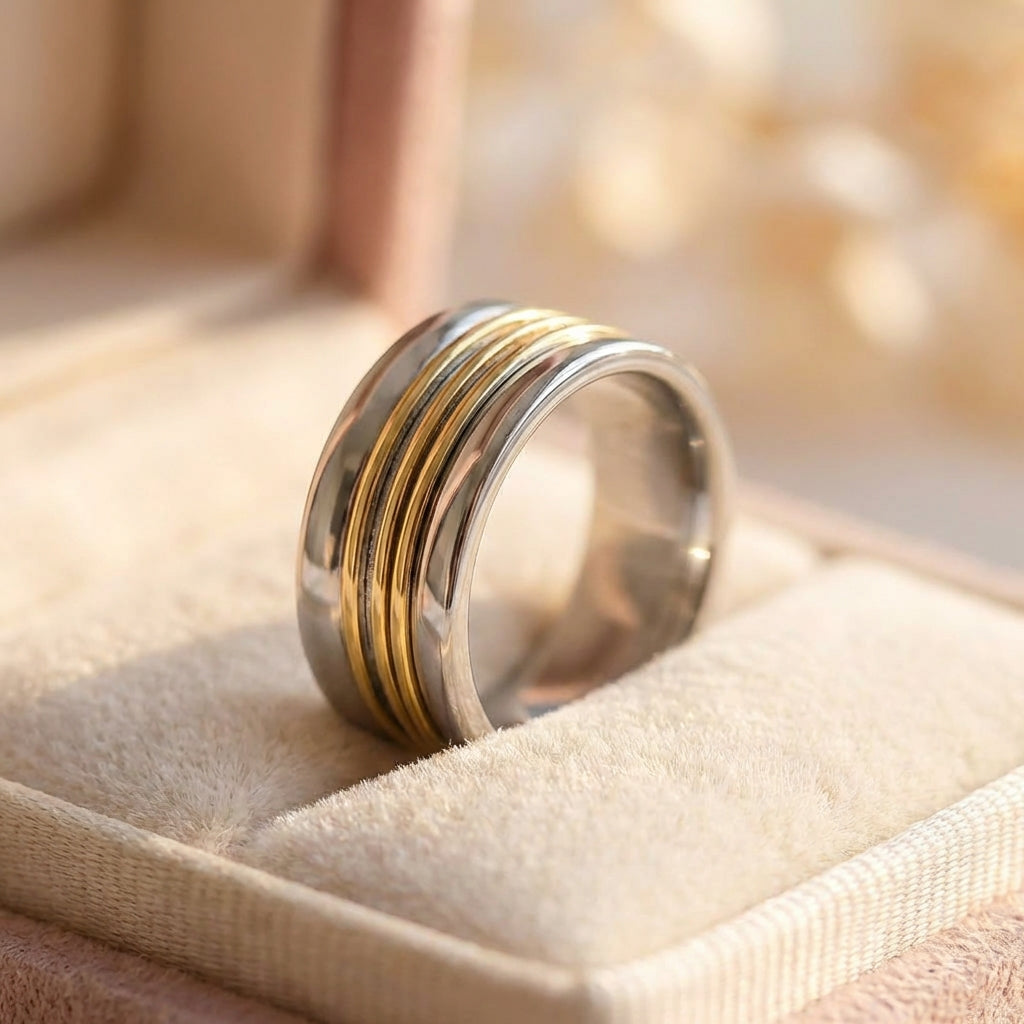 Elegant Two Tone Wire Ring