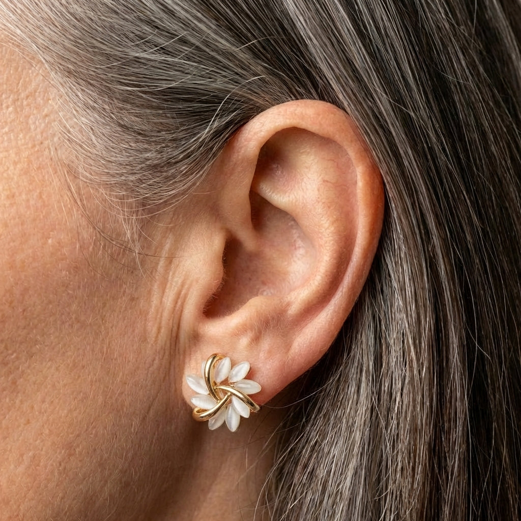 Elegant And Exquisite Opal Petal Circle Stud Earrings In Gold
