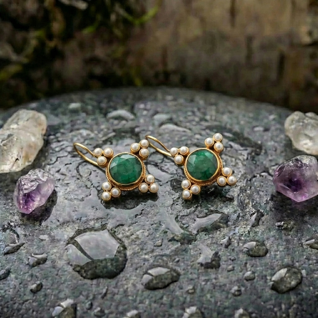 Vintage Emerald Pearl Earrings