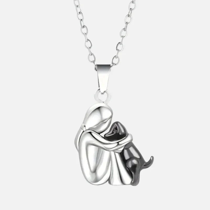 Classing Hugging Necklace