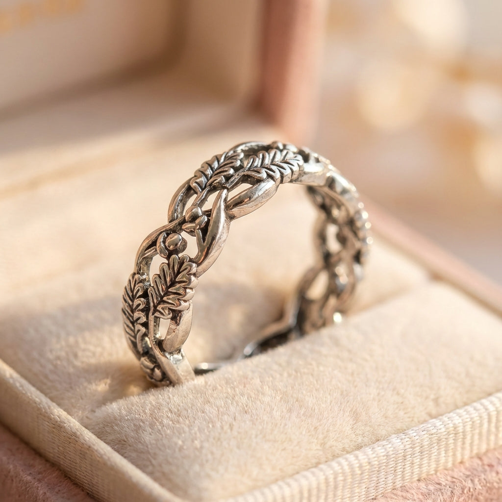 Vintage Leaf Twist Ring
