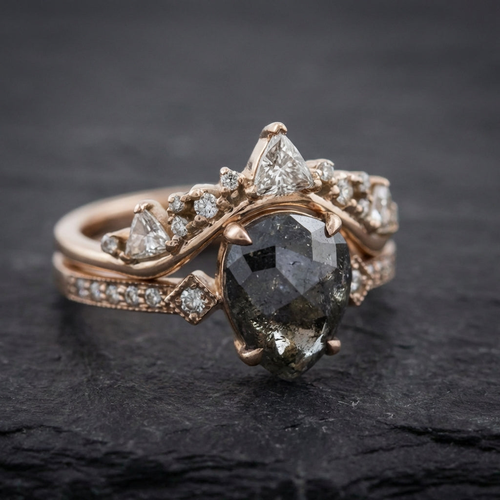 Vintage Nature Stone Gold & Silver Ring