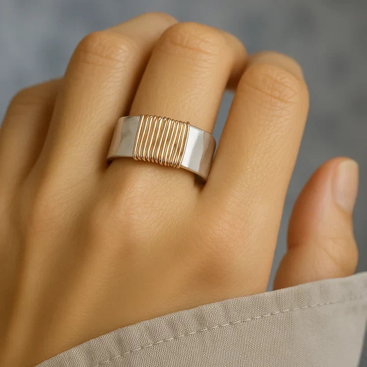 Vintage Golden Threads Silver Ring
