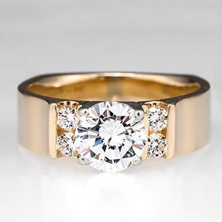Gold Zirconia Ring