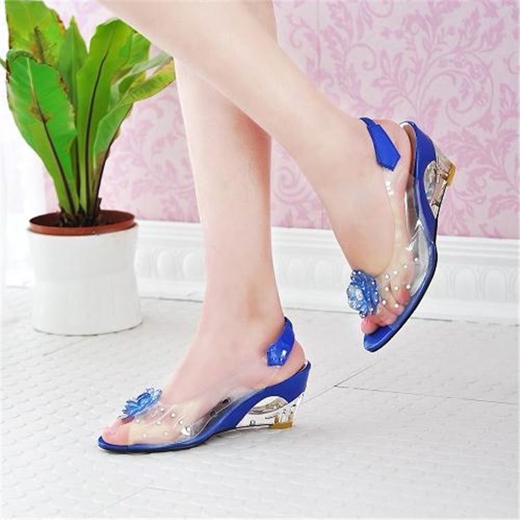 Chic Orthopedic Sandals with Unique Design