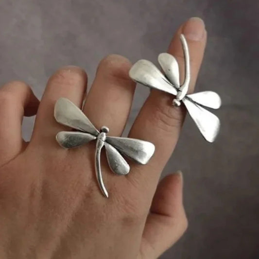 Vintage Smooth Dragonfly Ring