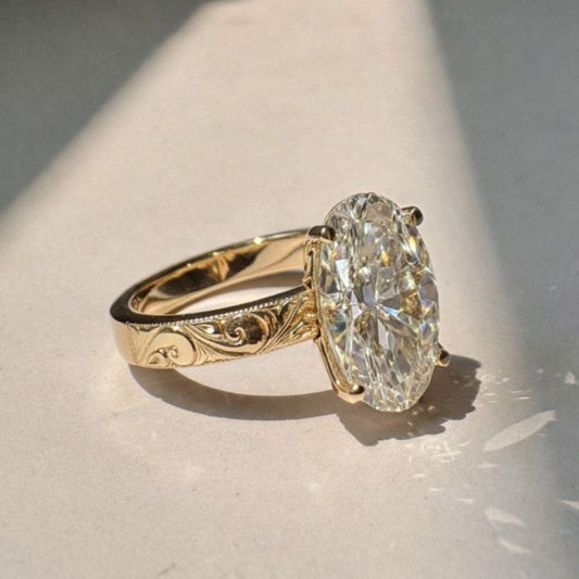 Vintage Oval Crystal Ring