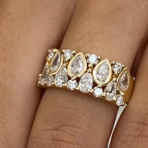 Golden Teardrop Radiance Ring