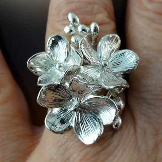 Bloom Cluster Floral Ring