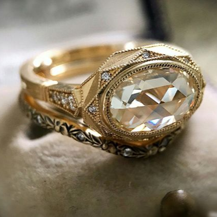 Gold Oval Glass Ring
