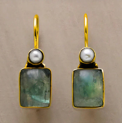Green Stone Inlaid Pearl Earrings
