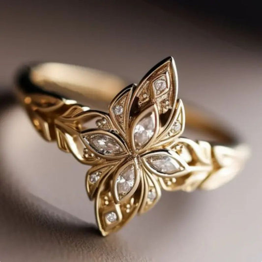 Golden Leaf Crystal Ring