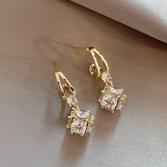 Cubic Zirconium Earrings in Gold