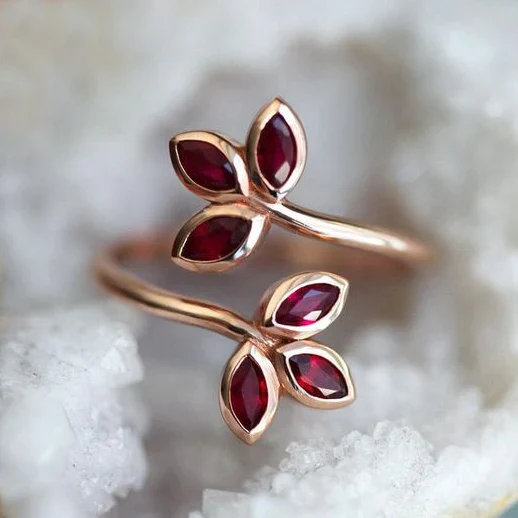 Red Leaf Gold Ring