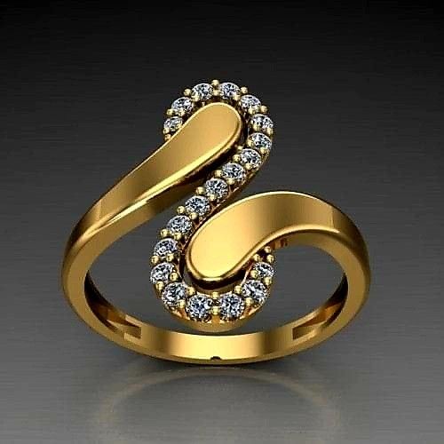 Golden Zirconia Clef Ring