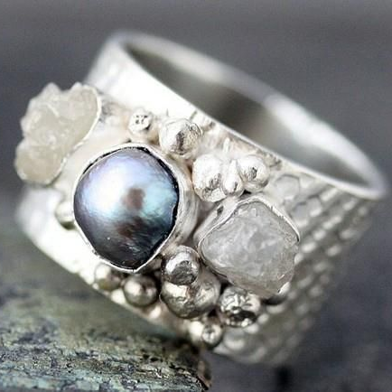 Inlaid Dark Pearl Silver Ring