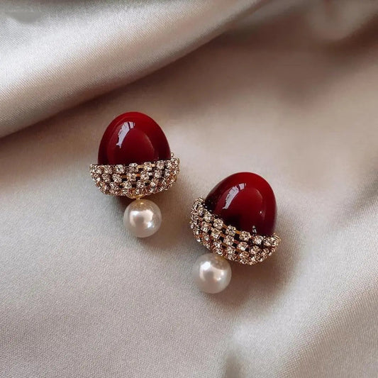 Red Hazelnut With Pearls Earrings