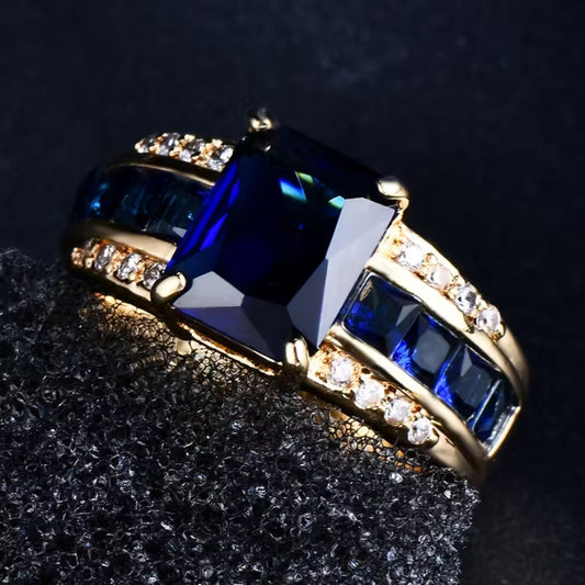 Vintage Inlaid Cubic Zirconia Ring