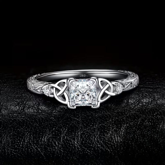 Vintage Silver Crystalline Ring