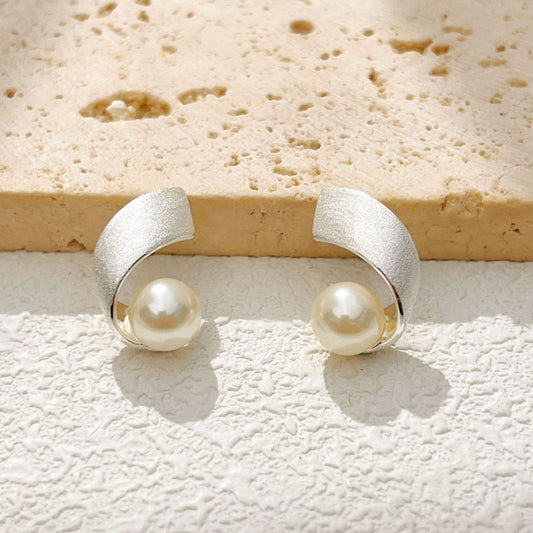 Classic Pearl Earrings