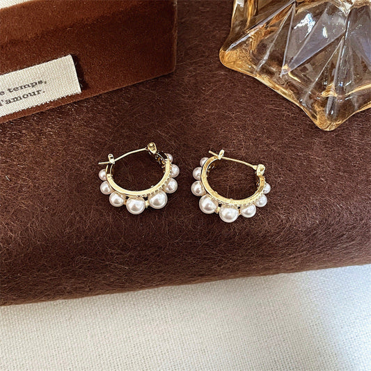 Classic Pearl Earrings