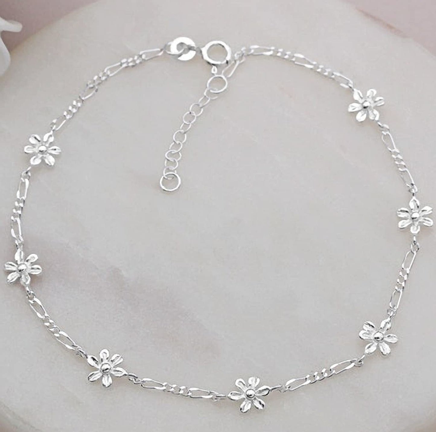 Delicate Daisy Bracelet