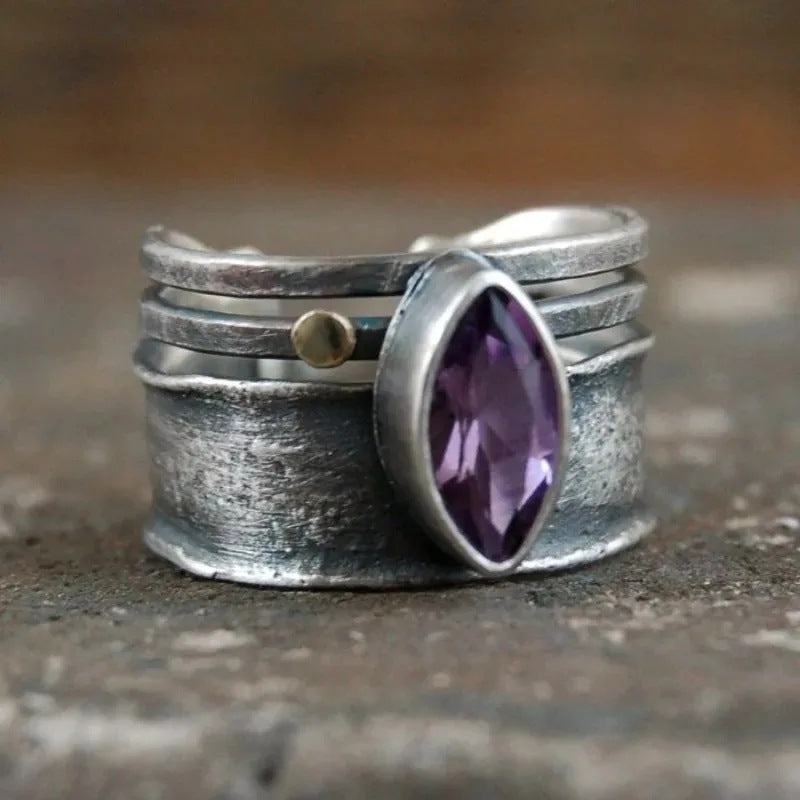 Elegant Amethyst Ring