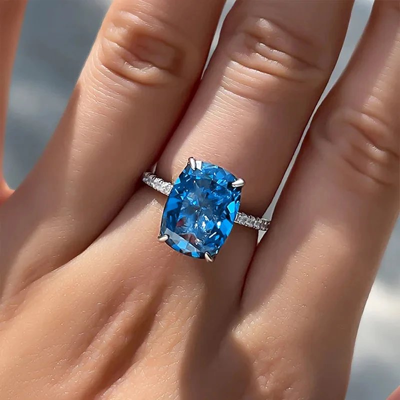 Elegant Blue Cz Ring