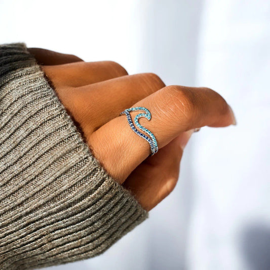 Elegant Blue Diamond Ring