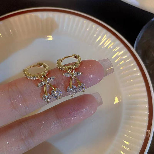 Elegant Crystal Drop Earrings
