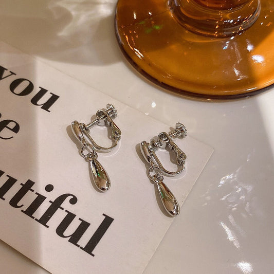Elegant Crystal Drop Earrings
