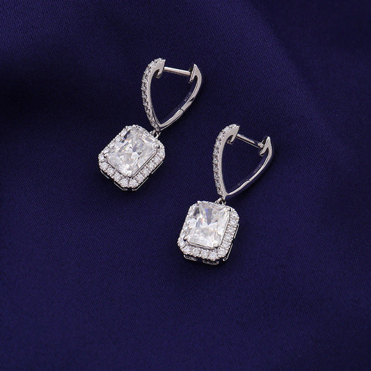 Elegant Crystal Drop Earrings