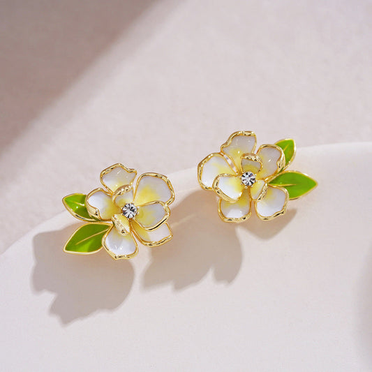 Elegant Floral Earrings