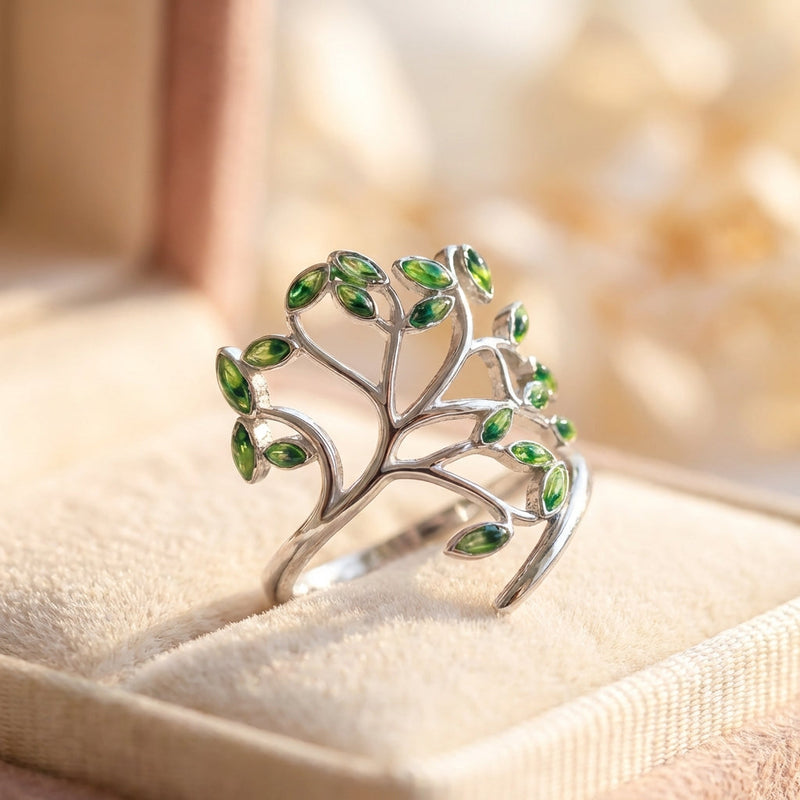 Elegant Green Leaf Ring