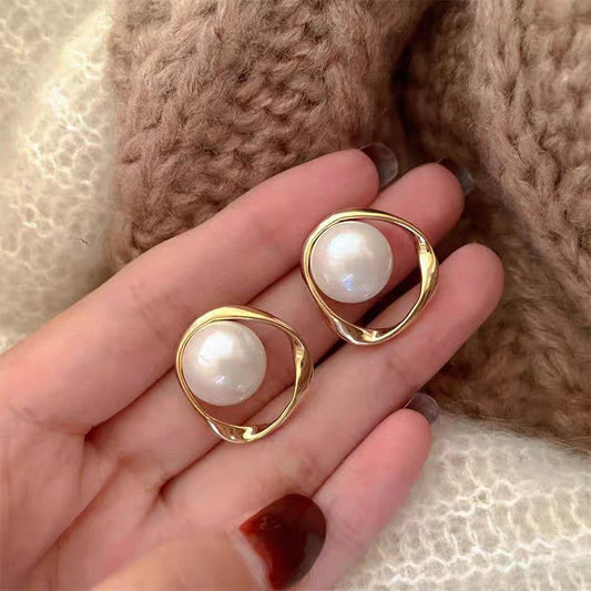 Elegant Pearl Earrings
