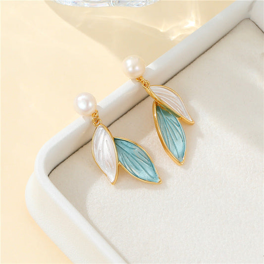 Elegant Pearl Leaf Earrings