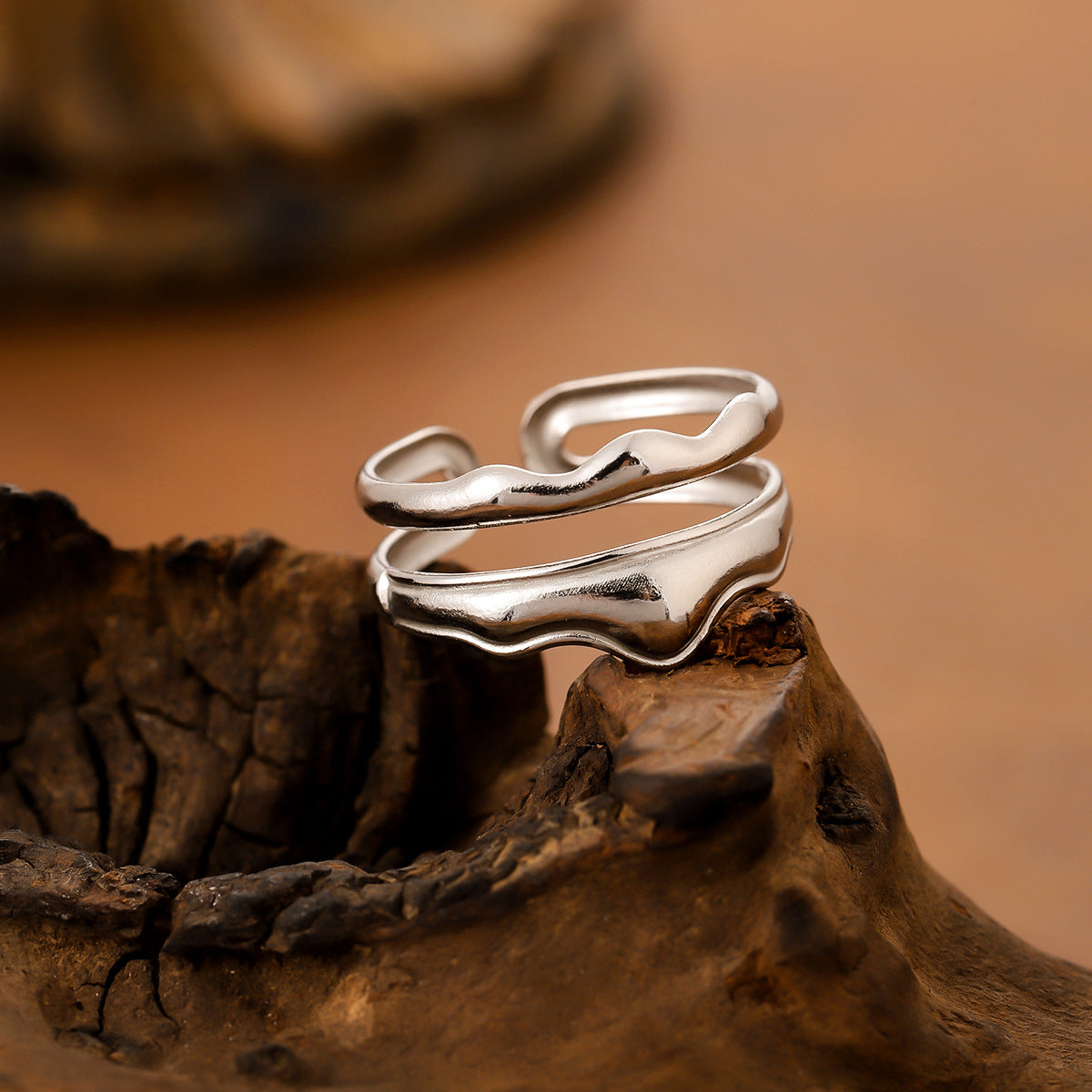 Elegant Wave Ring