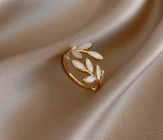 Elegant White Petal Ring
