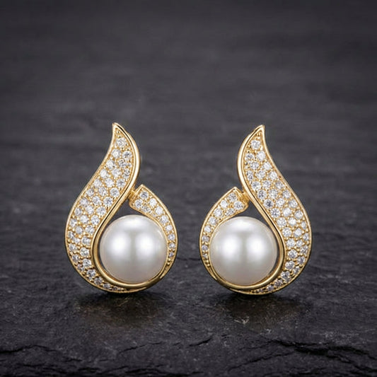Bright Pearl Zirconia Earrings