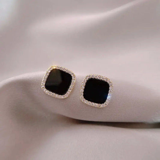 Timeless Onyx Earrings With Diamonds