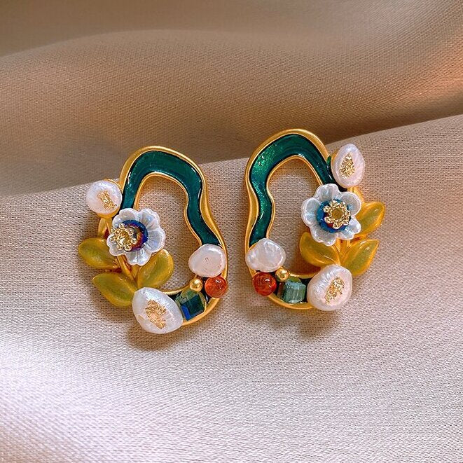 Elegant Pearl Earring For Every Occasion