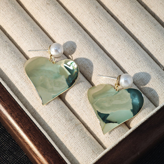 Romantic Pearl Heart Earrings