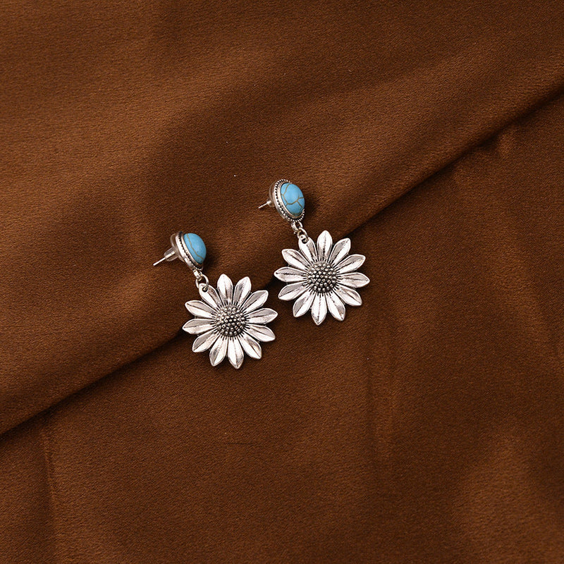 Turquoise Daisy Earrings