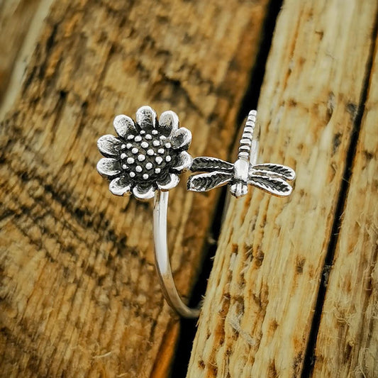 Vintage Flower Ring