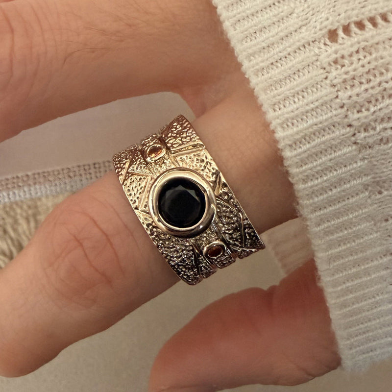 Vintage Onyx Ring