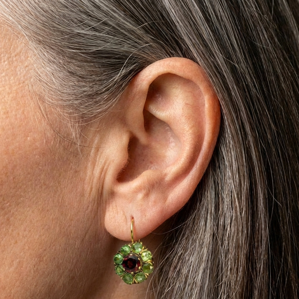 A Rounded Green & Red Crystal Earring Set