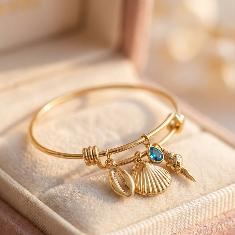 Vintage Shell Charm Adjustable Gold Bracelet